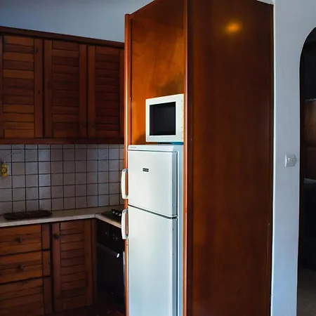 Sunlight Kastraki House