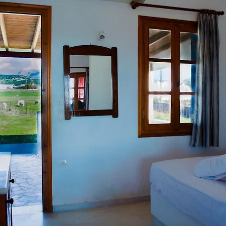 Sunlight Kastraki House *