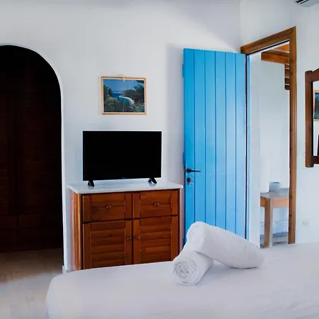 Sunlight Kastraki House